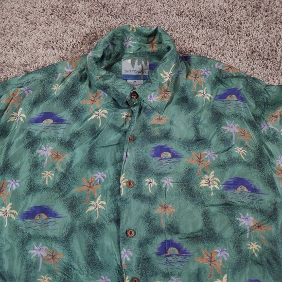Silk Traders Button Shirt Mens Medium 100% Silk Short Sleeve Hawaiian Pocket - Picture 6 of 14
